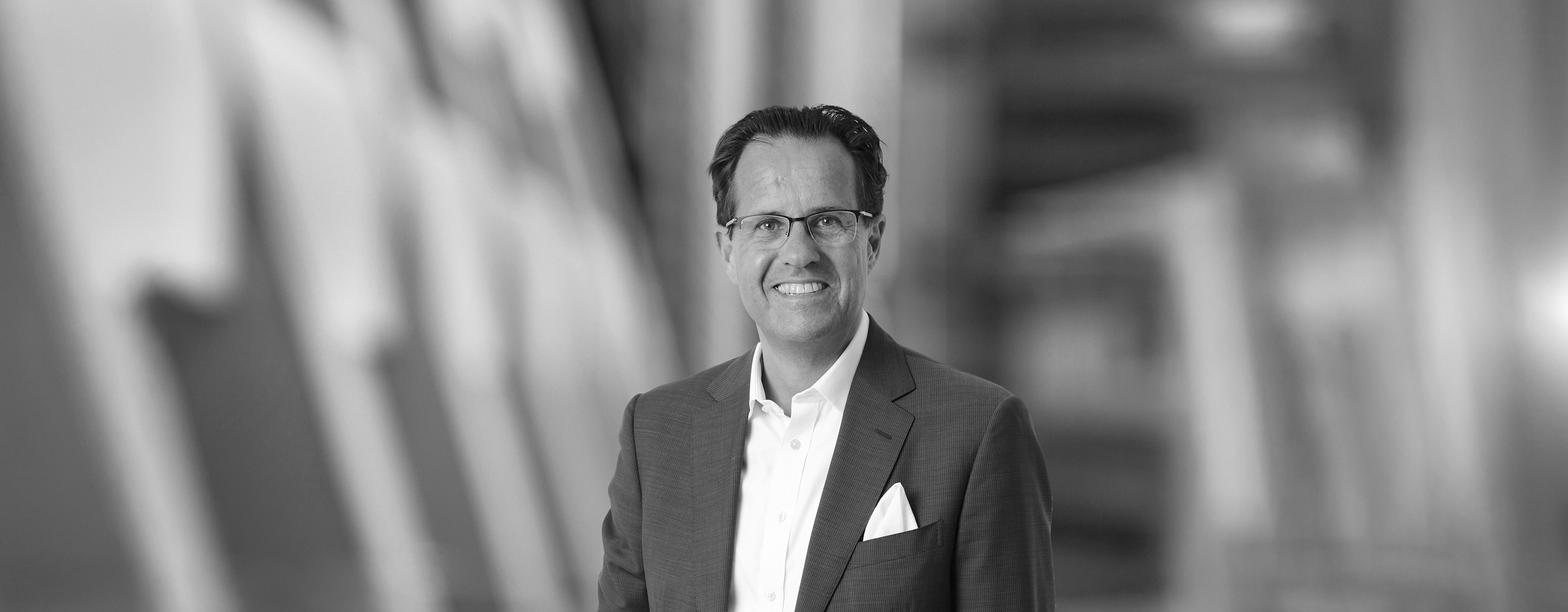 Dr. Sven-Holger Undritz