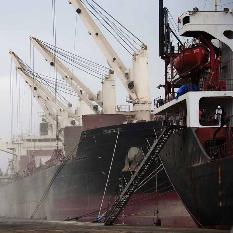 Mozambique economy mining coal port