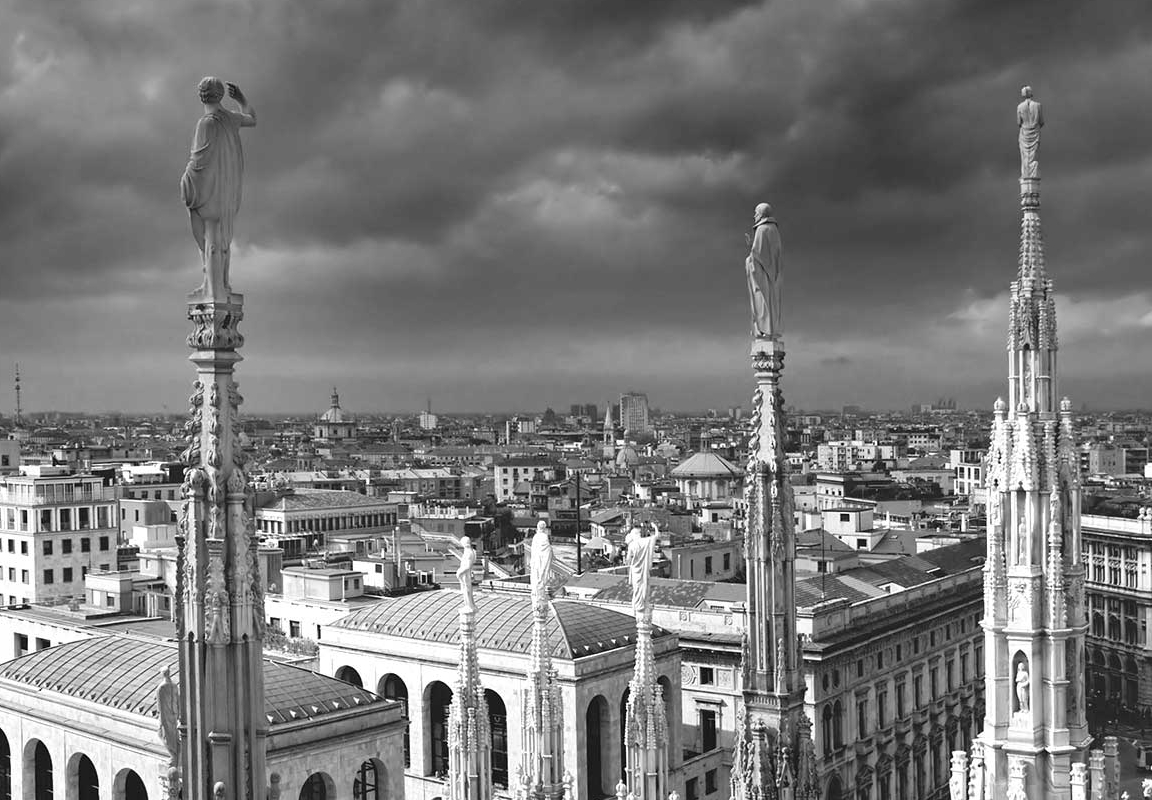 Black & white photo of Milan