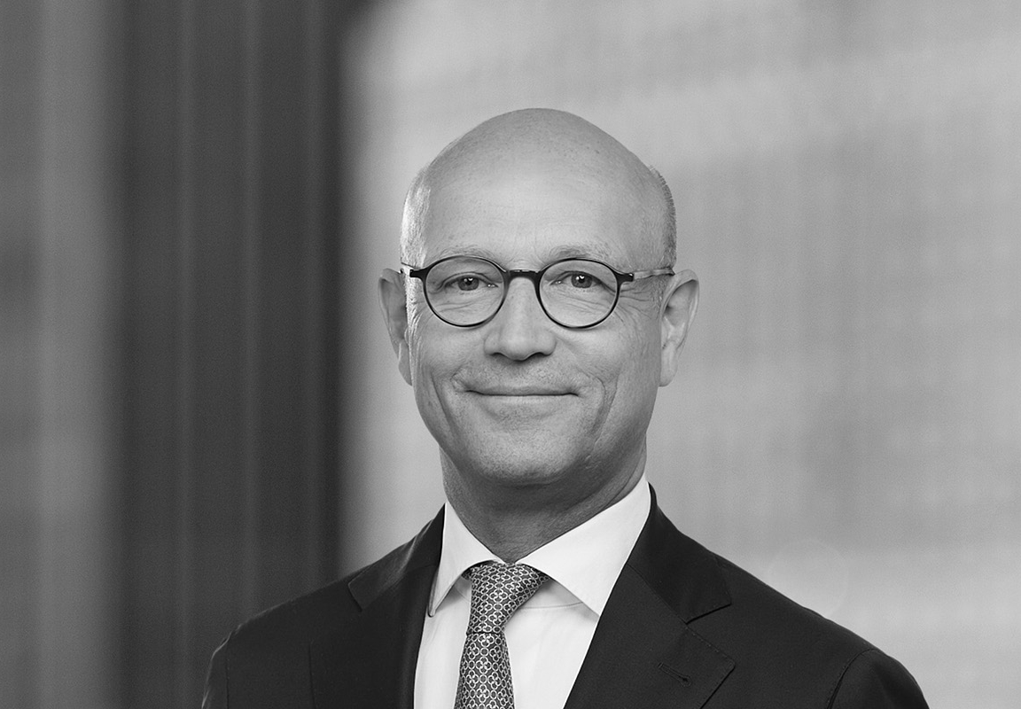 Dr. Henning Berger
