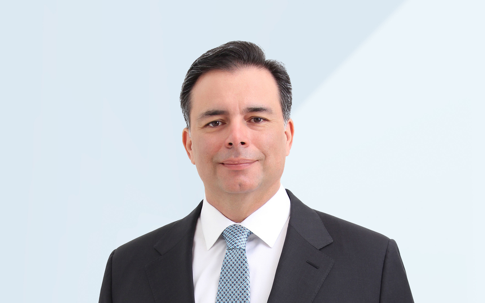 Viana_Carlos_exp.jpg