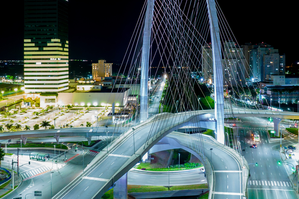 São José dos Campos bridge, better known as the "Innovation Arch," in Brazil