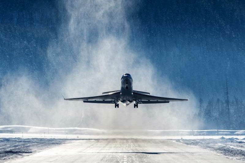 airplane landing