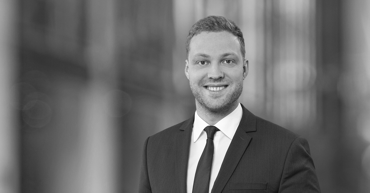 Leon Hoffeller | Associate | White & Case LLP