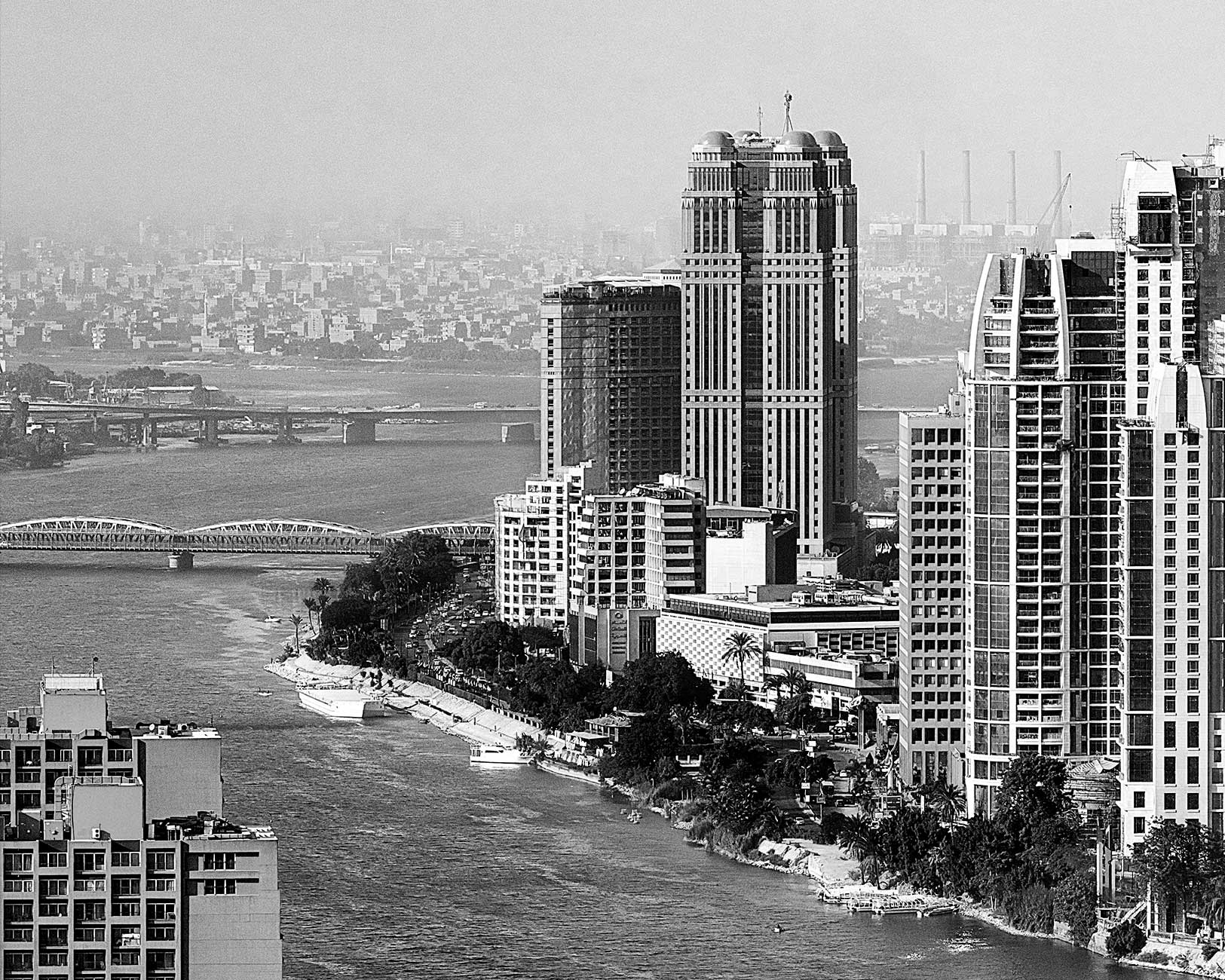 Black & white photo of Cairo