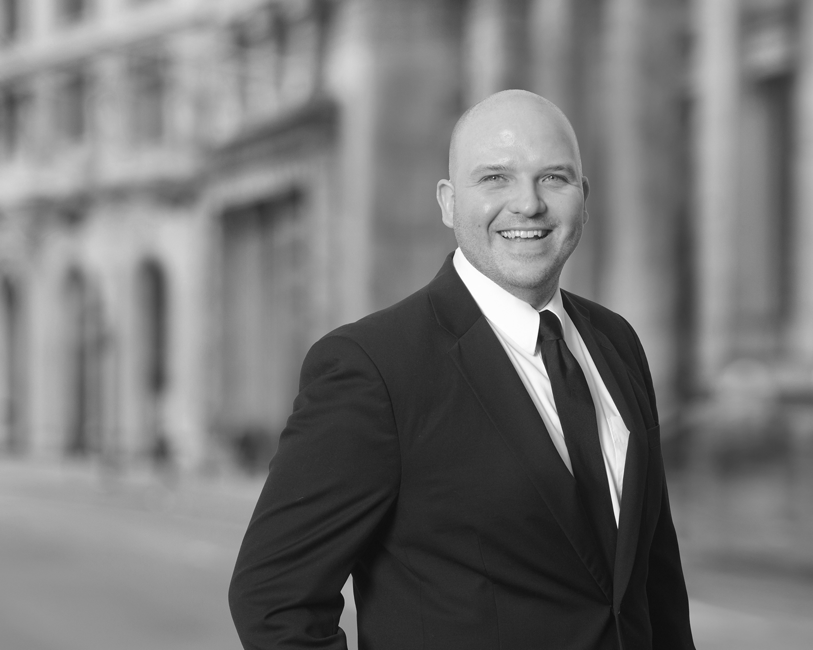 Travis Simon | Associate | White & Case LLP