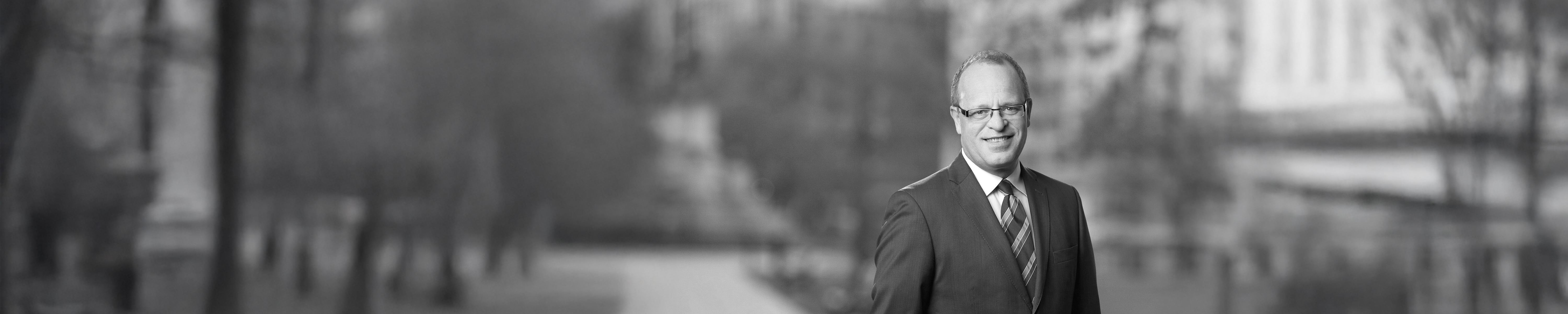 Dr. Martin Munz