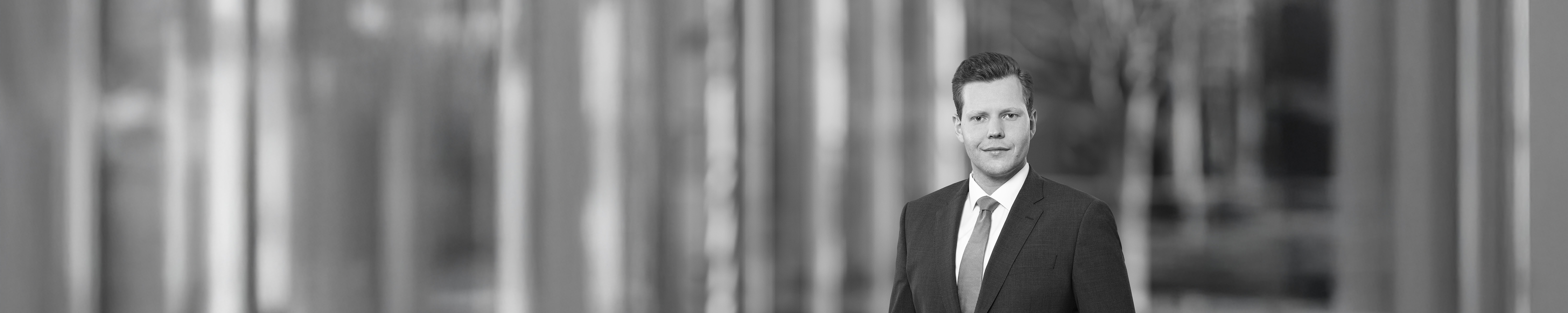 Dr. Philip Eichhorn